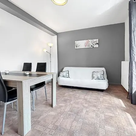Balcon, Vue Degagee & Proche Gare Apartamento