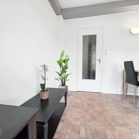 Balcon, Vue Degagee & Proche Gare Apartamento